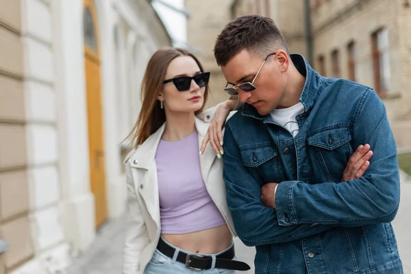 Cool Stylish Handsome Man Model Hairstyle Sunglasses Trendy Jeans Jacket — Foto de Stock