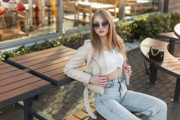 Fashionable Beautiful Stylish Hipster Girl Model Sunglasses Fashion Leather Rock —  Fotos de Stock