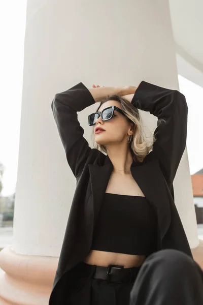Stylish Beautiful Elegant Girl Cool Sunglasses Fashionable Black Business Clothes — Stock Photo, Image