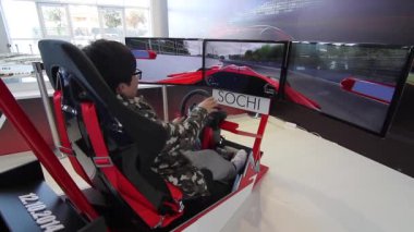 Formula 1 sanal eğitim izle.