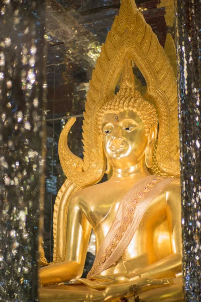 Der Reflexionsbuddha — Stockfoto