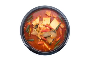 Kimchi güveç, kimchi chigae, Kore mutfağı, kimchi çorbası