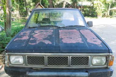 terkedilmiş kamyon almak