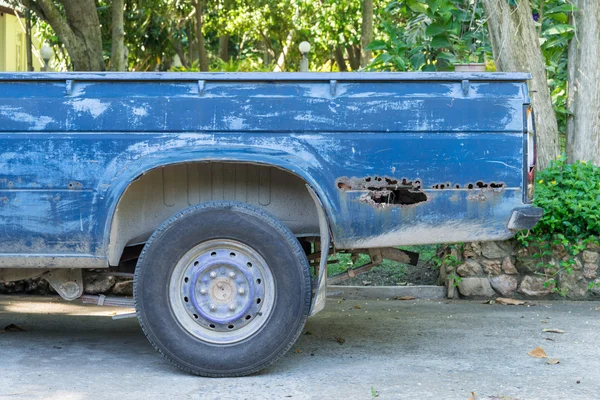 Övergivna pick up truck — Stockfoto