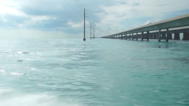 Zeven mijl brug in de florida keys. — Stockvideo