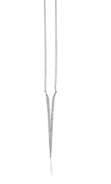 Diamentu naszyjnik wisiorek na łańcuszku — Zdjęcie stockowe
