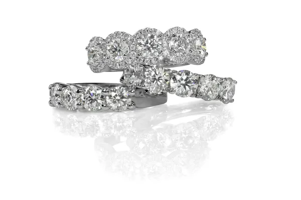 Cluster stack of diamond wedding engagment rings — Stock Photo, Image