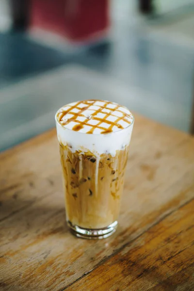 Coffee Caramel Macchiato Caramel Sauce Top Frothed Milk — Stock Photo, Image