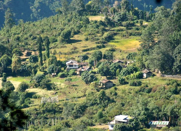 Een Dorp Van Traditionele Huizen Van Limboo Gurung Gemeenschap Boerderijen — Stockfoto