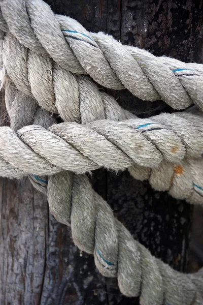 Close View Heavy Strong Rope Tied Wooden Post — Stock Photo, Image