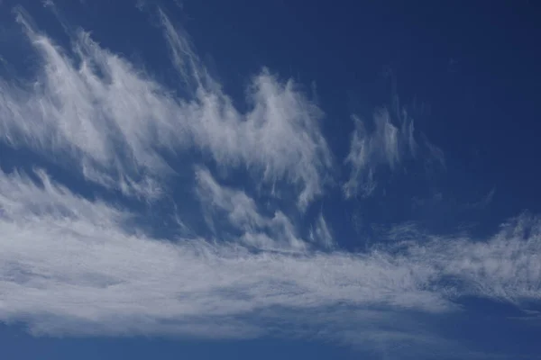 Höga Moln Bildas Den Blå Kalifornien Våren Himlen — Stockfoto