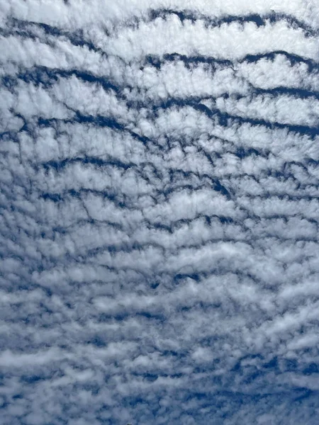Полосатый Облачный Ландшафт Наступления Муссонной Погоды — стоковое фото