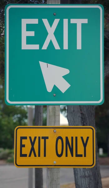 Exit Exit Only Дорожные Знаки Стоковое Фото