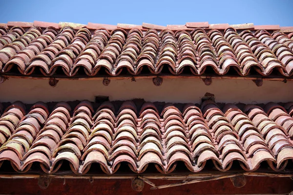 Partial View Old Mexican Tile Roof — Fotografia de Stock