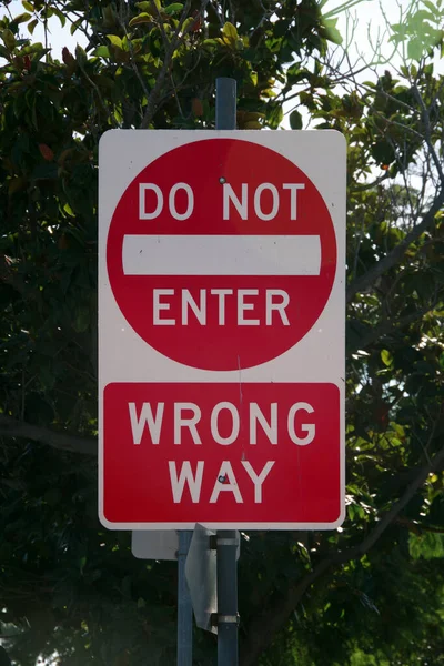 Enter Wrong Way Traffic Sign — Stock Photo, Image