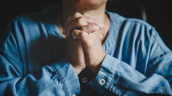 Pregando Mani Con Fede Nella Religione Fede Dio Sfondo Benedizione — Foto Stock