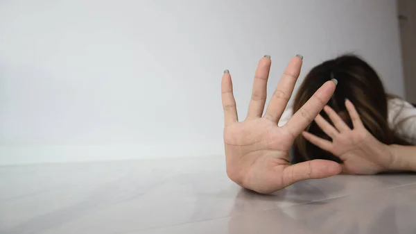 Vrouwen Tillen Handpalm Stoppen Met Geweld Seksueel Misbruik Tegen Vrouwen — Stockfoto