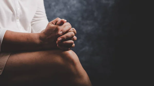 Christliches Gebet Zur Lebenskrise Gott Frau Betet Gottes Segen Sich — Stockfoto