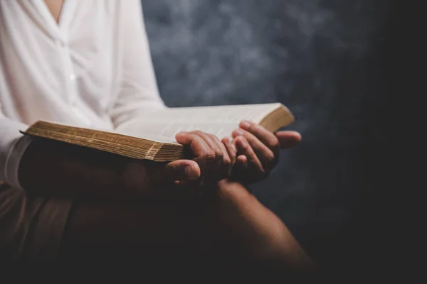 Vida Cristiana Crisis Oración Dios Mujer Reza Por Bendición Dios — Foto de Stock