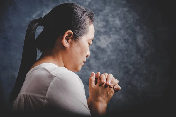Keresztény Élet Krízis Imádság Istenhez Imádkozzon Istenhez Hogy Jobb Élete — Stock Fotó