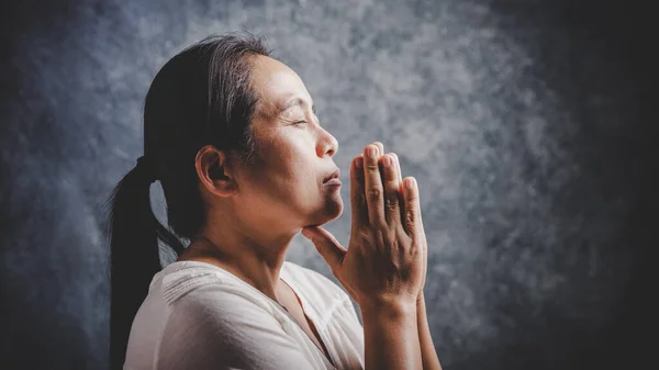 Christliches Gebet Zur Lebenskrise Gott Frau Betet Gottes Segen Sich — Stockfoto