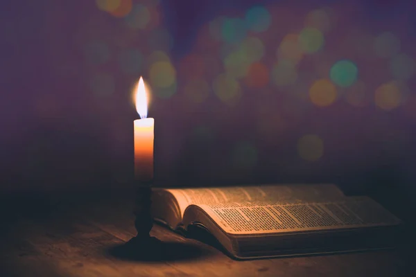 Candle Bible Old Oak Wooden Table Beautiful Gold Background Religion — Stockfoto