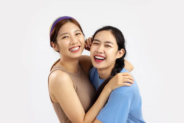 Deux Femmes Asiatiques Heureux Dans Concept Couple Lgbt Isolé Sur — Photo