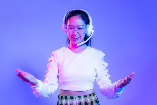 Young Asian Woman White Shirt Wearing Glasses Headset Earphones Posing — Stockfoto