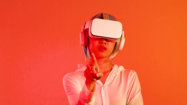 Metaverse Concept Young Asian Woman Wearing White Headset Touching Red — Video Stock