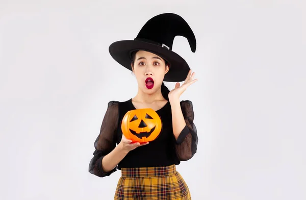 Tema Halloween Jovem Mulher Asiática Bonita Traje Halloween Preto Usando — Fotografia de Stock