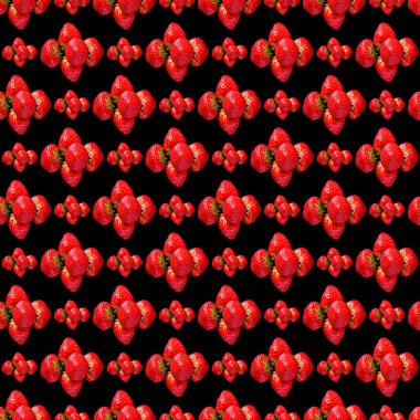 Çilek böğürtlenleri sıralanmış, siyah bir zemin üzerinde izole edilmiş, yeniden düzenlenmiş desen, şablon, pankart