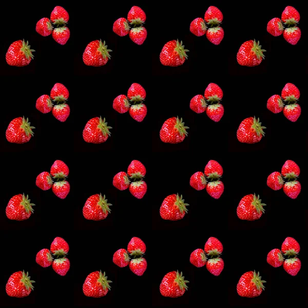 Erdbeeren Einer Linie Ausgelegt Isoliert Auf Schwarzem Hintergrund Netzmuster Muster — Stockfoto