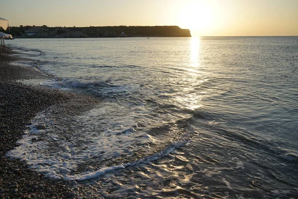 Sonnenaufgang Über Dem Mittelmeer Vor Der Küste Der Stadt Kolympia — Stockfoto