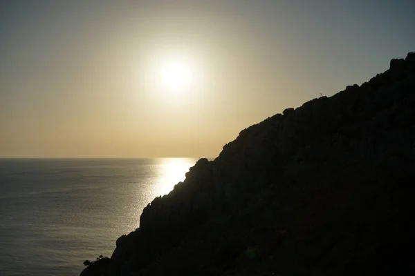 Nascer Sol Sobre Mar Mediterrâneo Largo Costa Cidade Kolympia Rodes — Fotografia de Stock