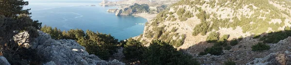 Foto Panorama Magnífico Paisaje Con Una Mirada Mar Mediterráneo Kolympia —  Fotos de Stock