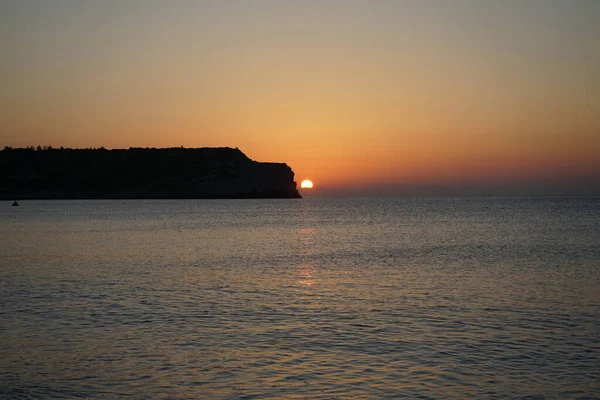 Salida Del Sol Sobre Mar Mediterráneo Frente Costa Ciudad Kolympia — Foto de Stock