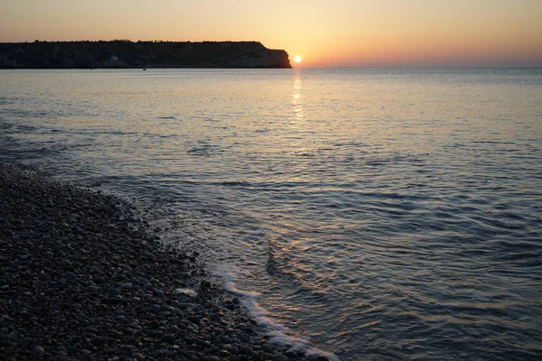 Sonnenaufgang Über Dem Mittelmeer Vor Der Küste Der Stadt Kolympia — Stockfoto