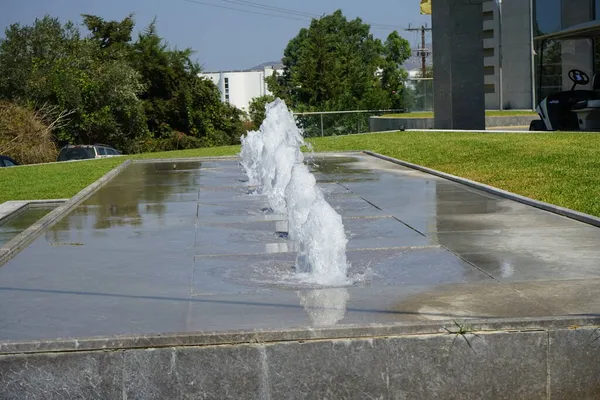 Große Moderne Architektur Brunnen Der Eukalyptusstraße Kolympia Rhodos Griechenland — Stockfoto