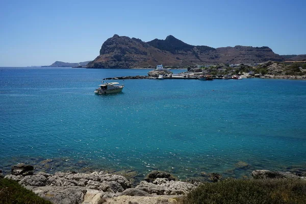 Prachtige Zeegezicht Met Rotsachtige Kustlijn Van Kolimpia Rhodos Griekenland — Stockfoto