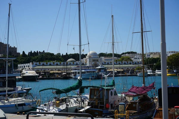 Port Mandraki Wybrzeży Rodos Grecja — Zdjęcie stockowe