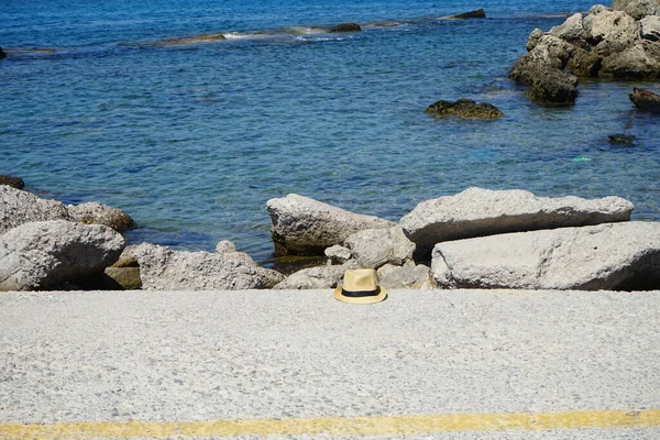 Förlorade Hatten Brygga Vid Havet Rhodos Grekland — Stockfoto