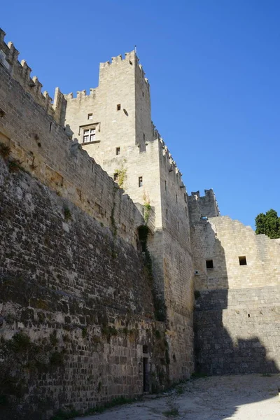 Poderoso Muro Piedra Que Rodea Ciudad Fortaleza Medieval Rodas Grecia — Foto de Stock