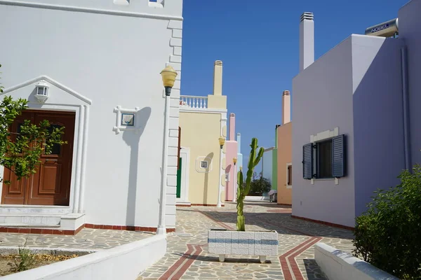 ギリシャのロードス島コリンピア村のリゾートレクリエーションエリアの現代建築 — ストック写真