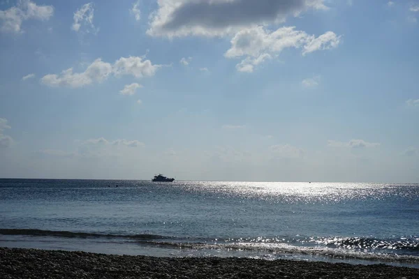 Yate Horizonte Marino Los Rayos Del Sol Kolimpia Rodas Grecia — Foto de Stock