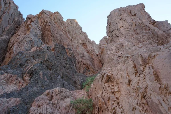 Bellissimo Paesaggio Montano Nelle Vicinanze Dell Oasi Montuosa Malakot Wadi — Foto Stock