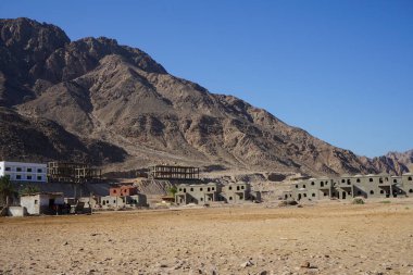 Modern binalar eğlence için yapım aşamasında. Dahab, Güney Sina Valiliği, Mısır 