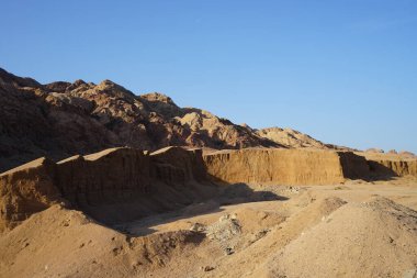 Malakot Dağı vahası civarındaki güzel dağ manzarası, Wadi Gnai, Dahab, Güney Sina Valiliği, Mısır  