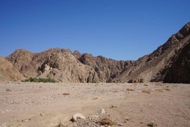 Malakot Dağı vahası civarındaki güzel dağ manzarası, Wadi Gnai, Dahab, Güney Sina Valiliği, Mısır 