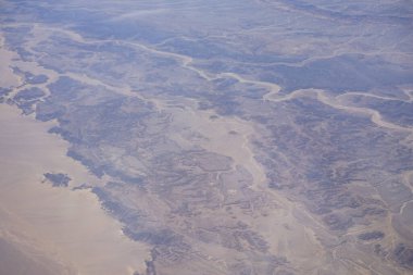 Sinai 'nin uçak manzarası. Sina Yarımadası ya da kısaca Sina Yarımadası, Mısır 'da, Asya' da bulunan tek yarımadadır. Mısır 