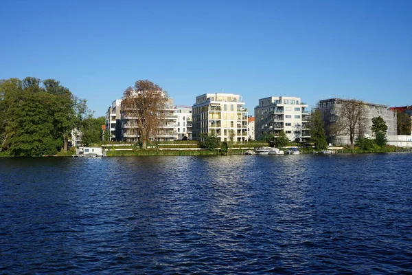 View River Spree Architecture Berlin Embankment Mentzelpark Berlin Germany — Stockfoto
